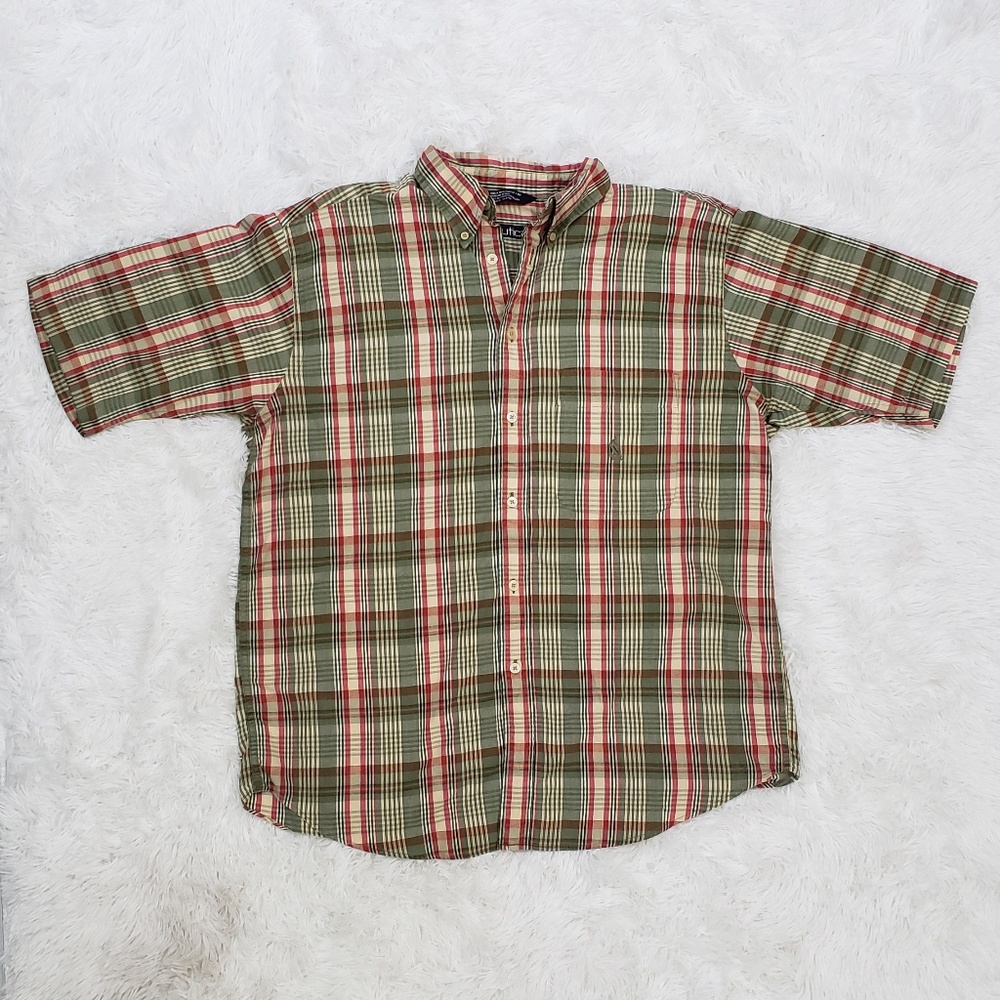 Vintage Nautica Men's Button Up Short Sleeve